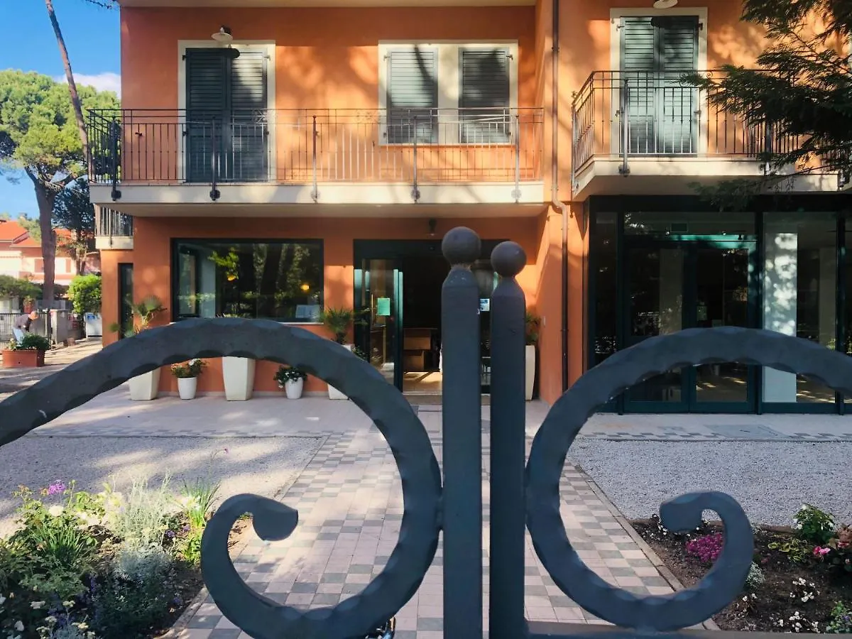 Hotel B&B Des Bains Milano Marittima