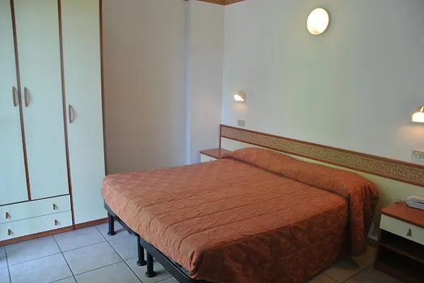 Hotel B&B Des Bains Milano Marittima Italy