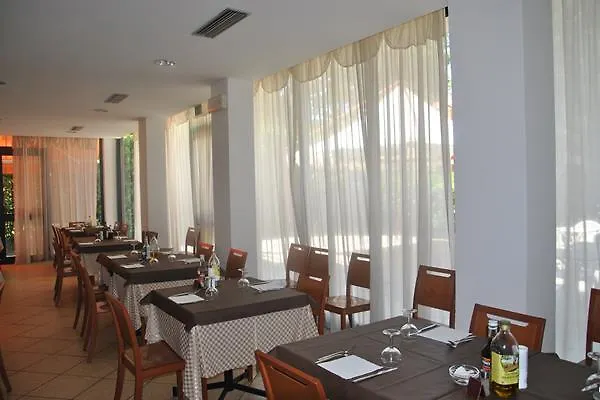 Hotel B&B Des Bains Milano Marittima