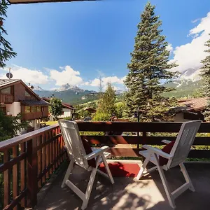 cortina-house.hotelinveneto.com/