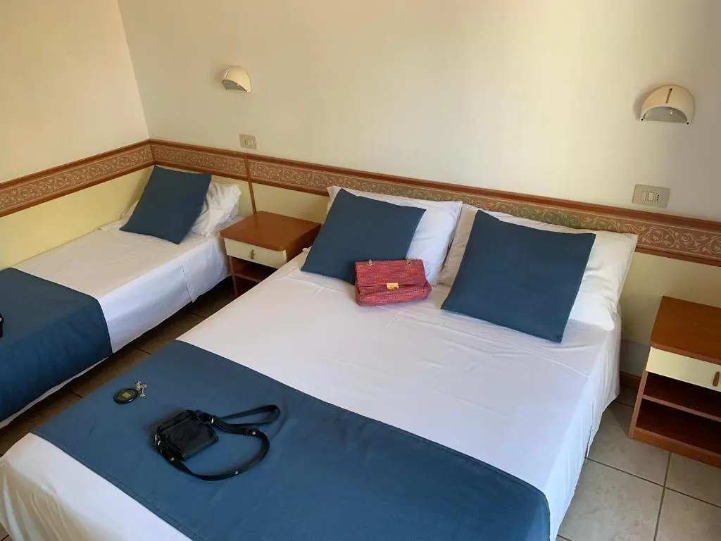 Hotel B&B Des Bains Milano Marittima Italy